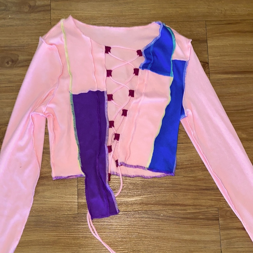 Women’s colorful crop top shirt